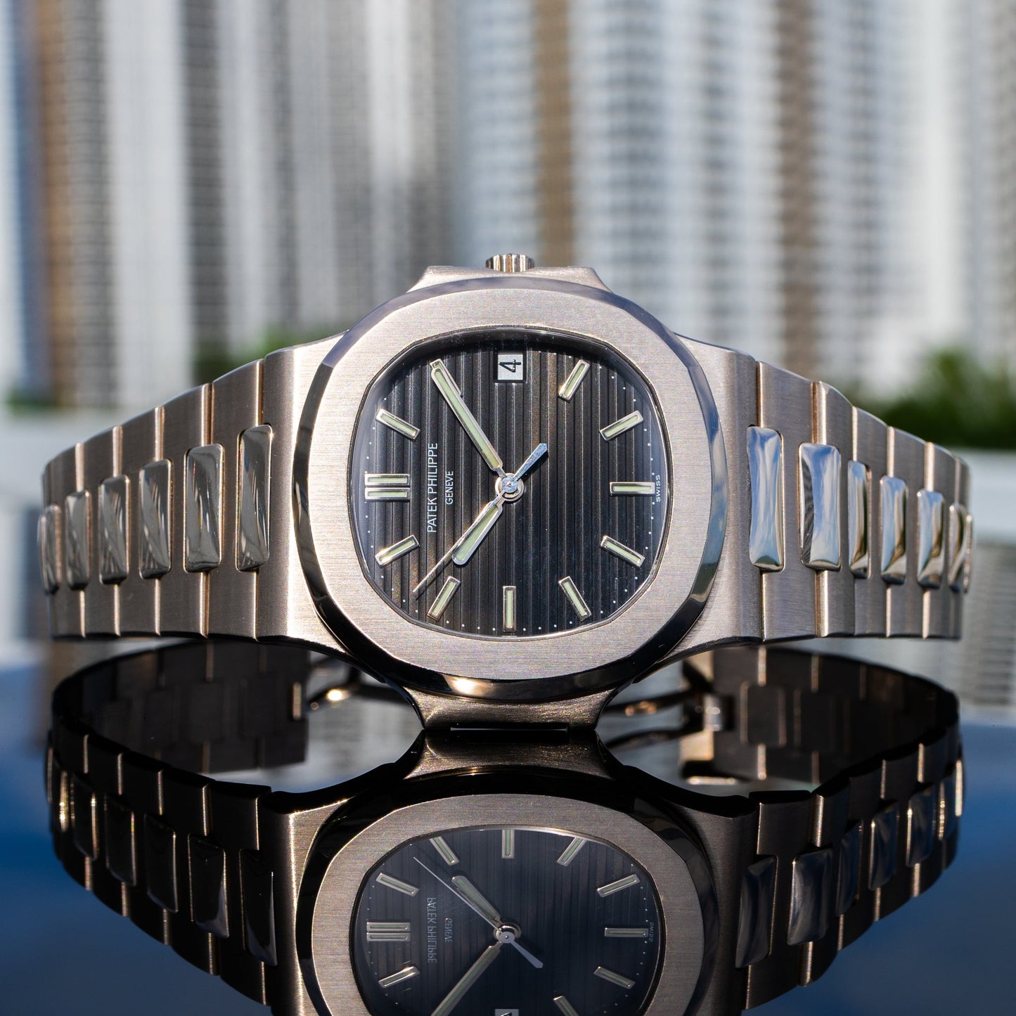 Patek Philippe Nautilus 3700/11 Vintage 'Tiffany & Co.' Limited Edition (1986)