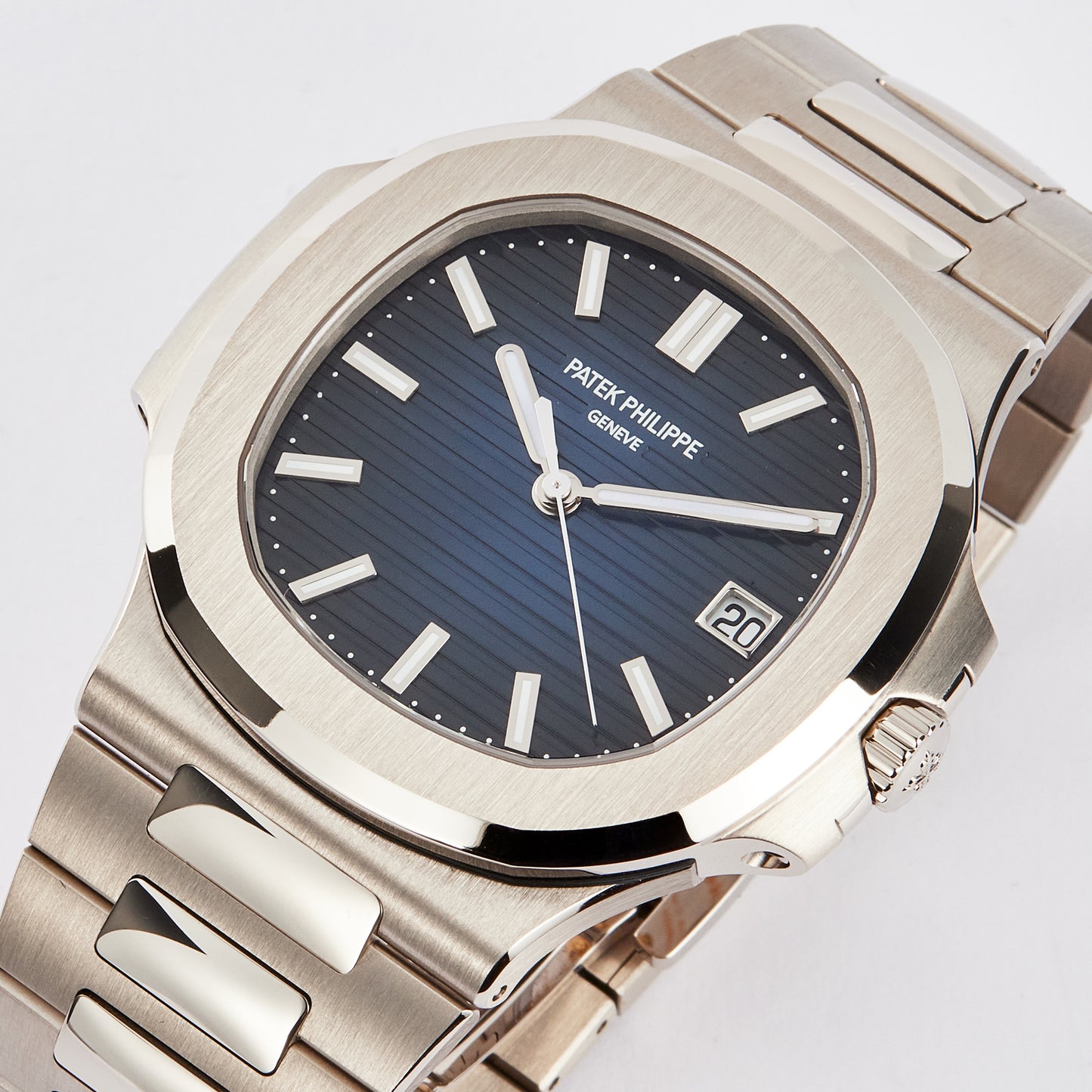 Patek Philippe Nautilus Blue Dial Silver Stainless Steel Chain