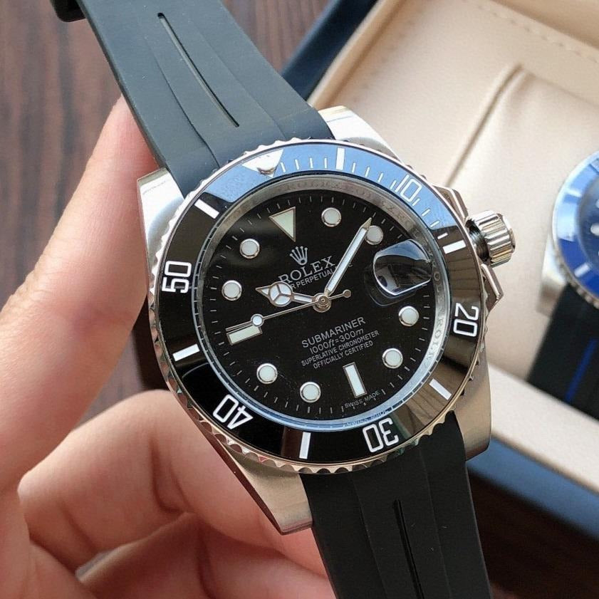 Rolex Submariner 116610LN Date Ceramic Bezel with Rubber B Strap