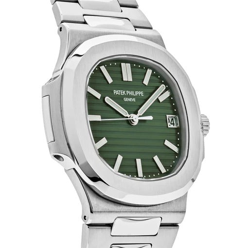 Patek Philippe Nautilus Green Dial Date Display Silver Stainless Steel Chain
