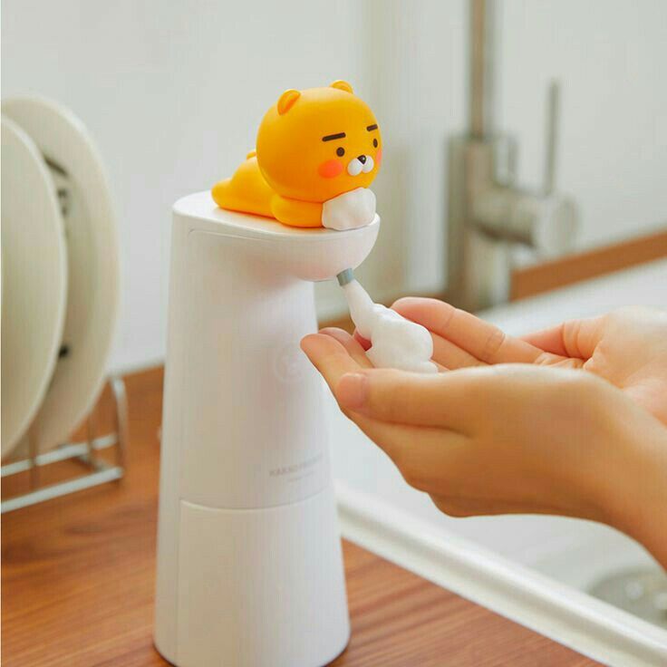 BT21  Soap Dispenser Touchless Automatic Liquid Sanitizer + Refill Soap by BTS